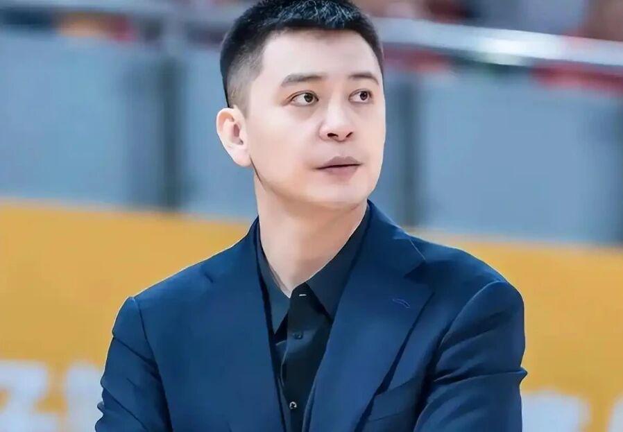 季后赛爆砍24分，猛龙续约巴雷特却丝毫不慌，被三个队友害惨