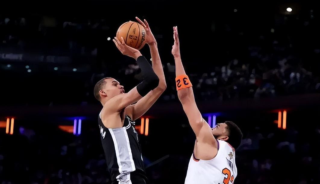 乐竞体育萧华公布处罚快船目的！回应湖人出售进展 再谈NBA扩军计划