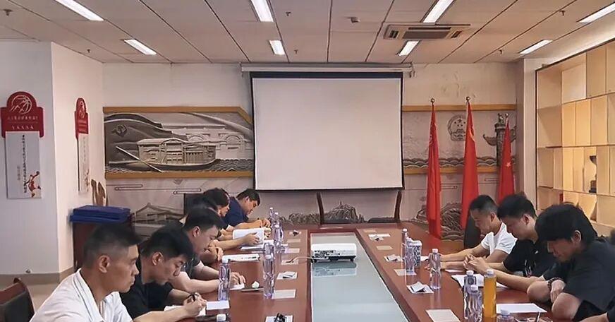 乐竞体育布伦森将赌注压在了自己和尼克斯身上,而尼克斯也回报了他的信任