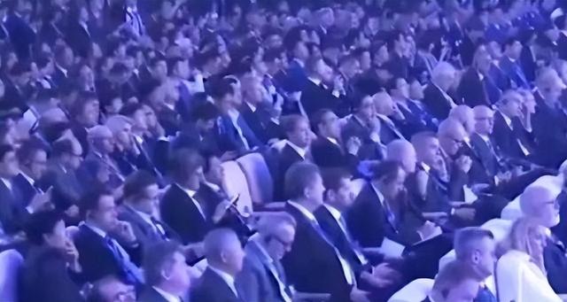乐竞体育水晶宫官宣萨热接替格拉斯纳