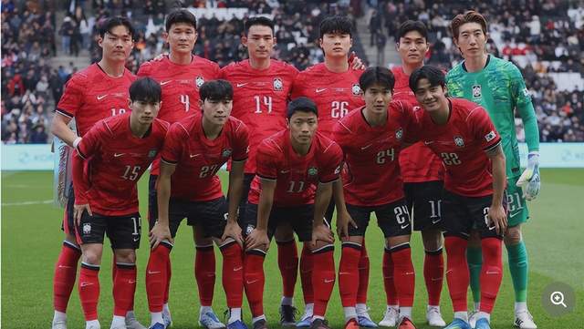 世界杯｜沙特“铁桶阵”1:1逼平乌拉圭